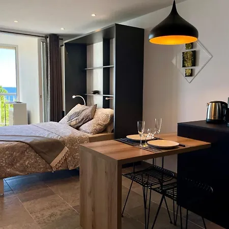 Paradisiaques, Boccacabana, 公寓 *